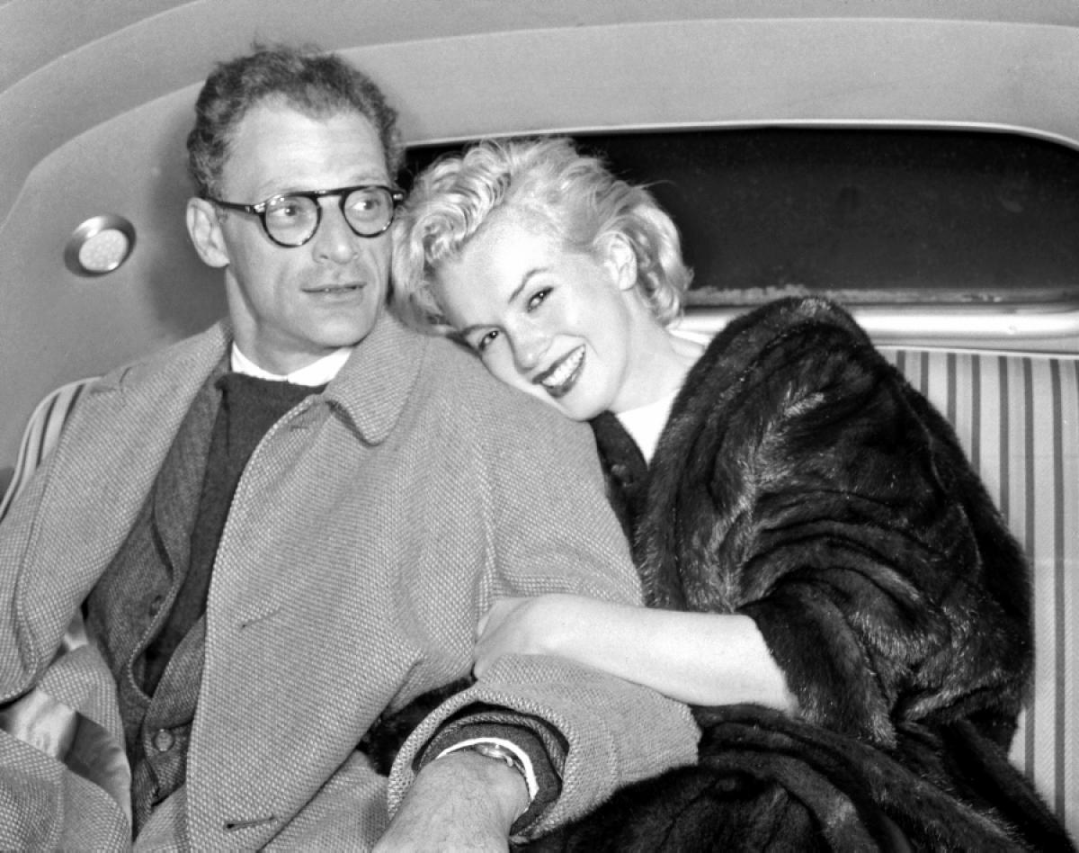 023-marilyn-monroe-and-arthur-miller-theredlist